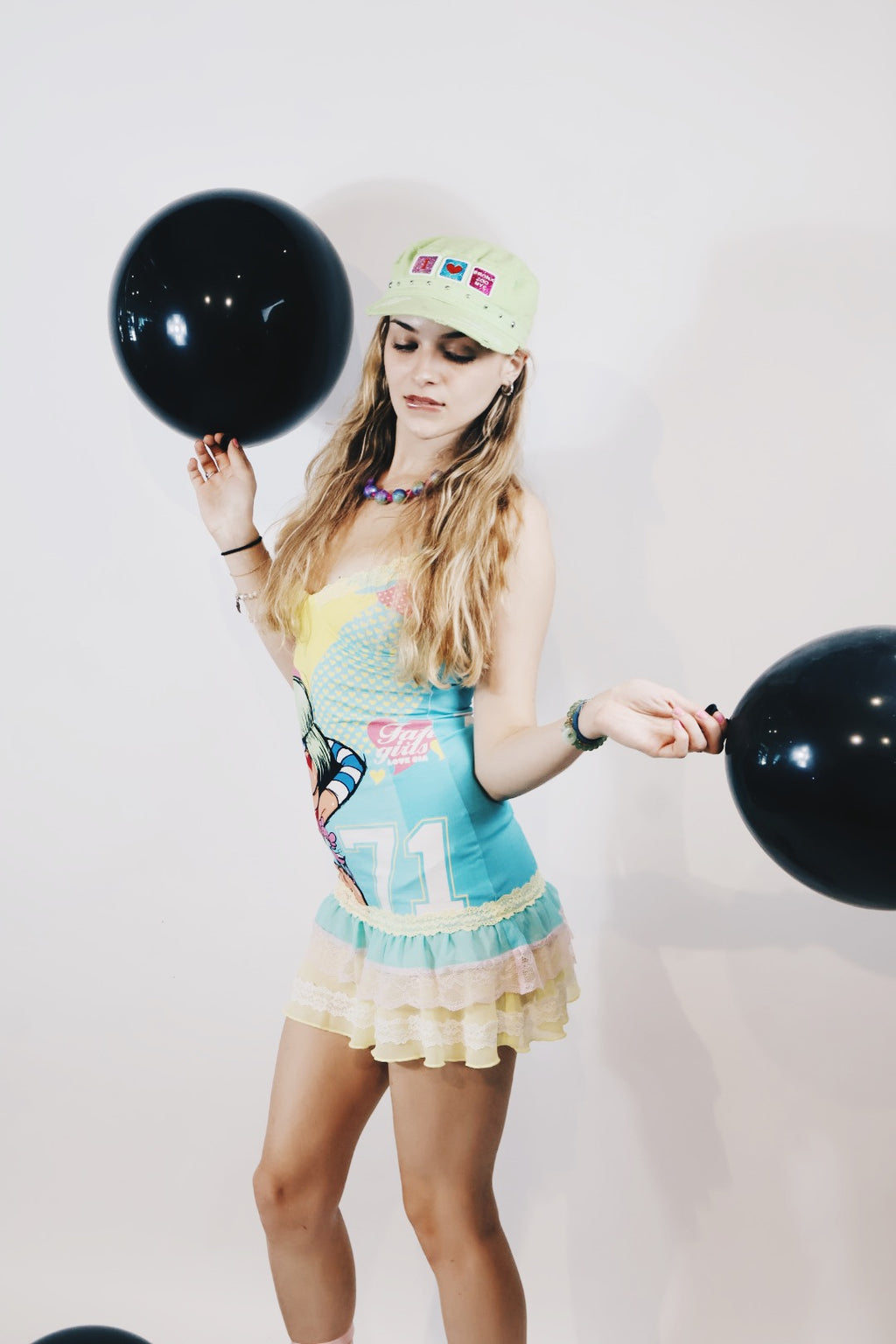 Bronx Zoo Hat + Pink Platform Heels Set